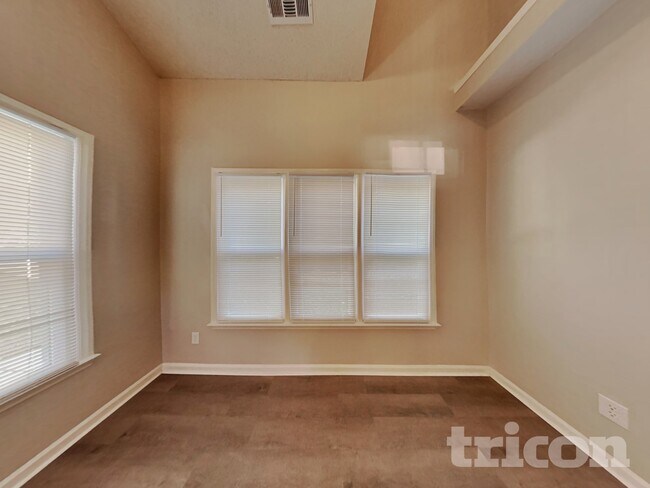 Foto del edificio - 10903 Gladewater Dr