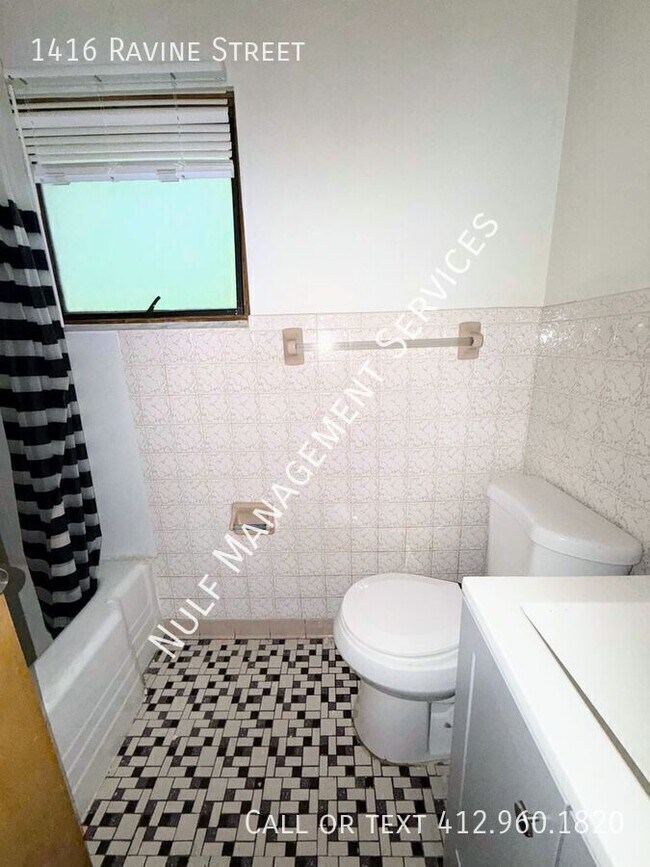 Foto del edificio - 1416 Ravine St