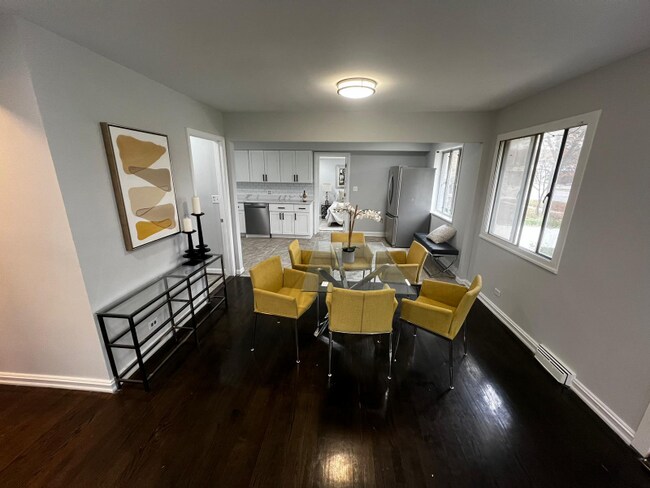 Foto del edificio - 846 Waukegan Rd