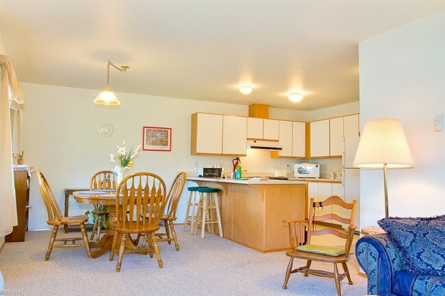525 Alpine Pl Unit Apt H1, Leavenworth, WA 98826 Condo