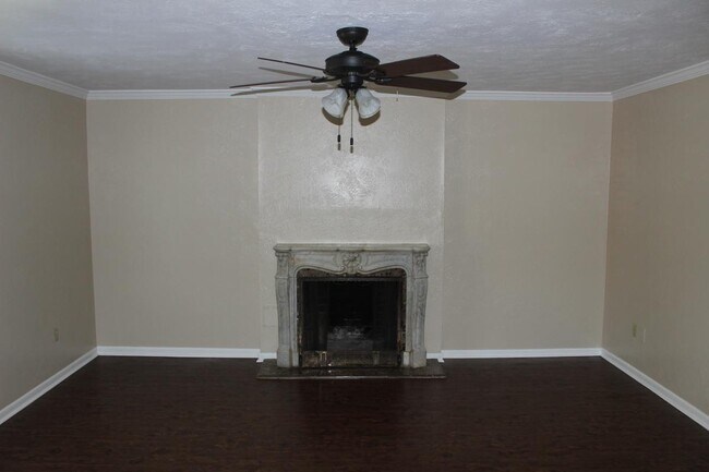 Building Photo - 1223 Neal Pickett Dr