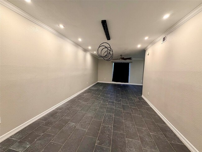 Photo - 811 Threadneedle St Apartment