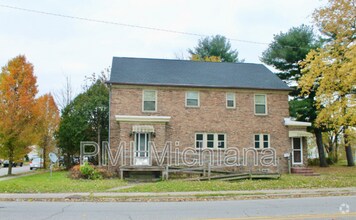 Building Photo - 338 N Olive St