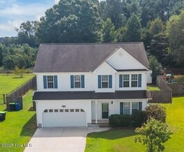 Building Photo - 111 Amberwine Cir