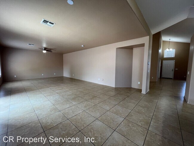Building Photo - 5 br, 3 bath House - 13022 W Gelding Dr