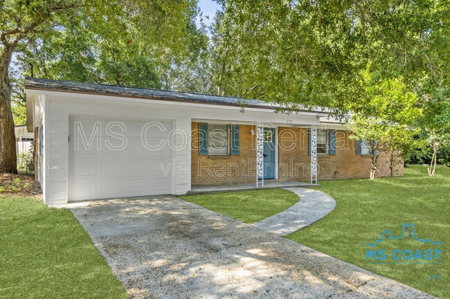 Building Photo - 2121 Alice Dr