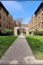 Building Photo - 6926 S Oglesby Ave