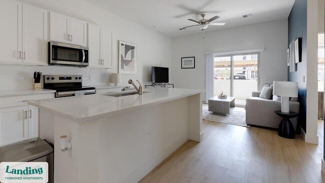 Building Photo - 5750 N La Cholla Blvd