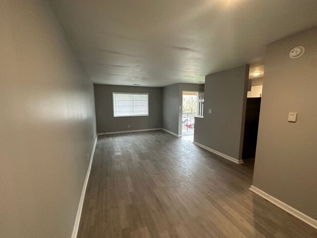 Photo - Experience Luxury Living at Bellagio Living II: Modern Apartments in Lawrence, Indiana