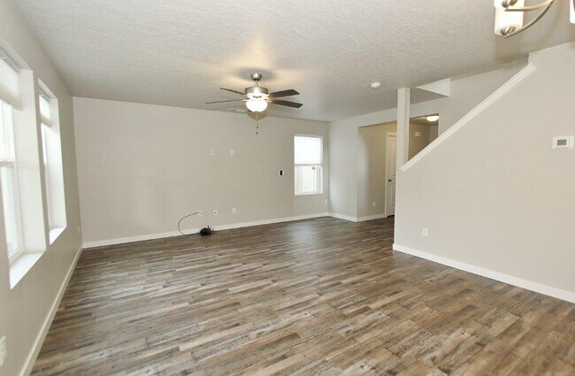 Foto del edificio - 6163 S Carlburg Ave