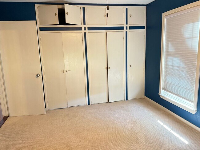 Foto del edificio - Charming 2 BR 1.5 bath house near ISU