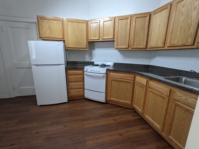 Foto del edificio - 1463 Beacon St
