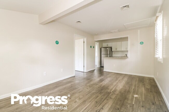 Foto del edificio - 151 Kettle Creek Rd