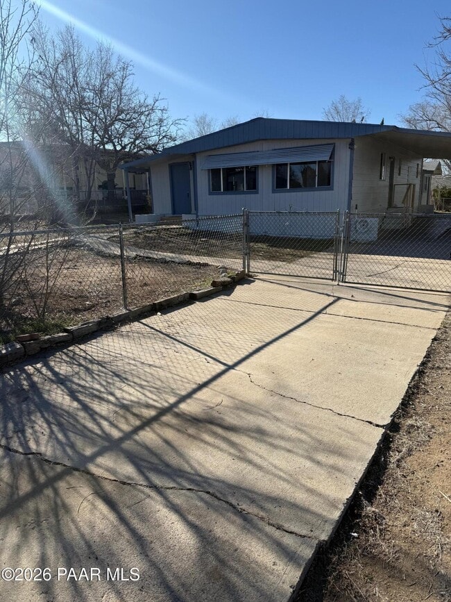 Building Photo - 3110 Cedar Ln
