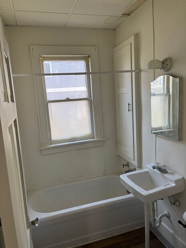 Foto del edificio - 1269 4th Ave SE