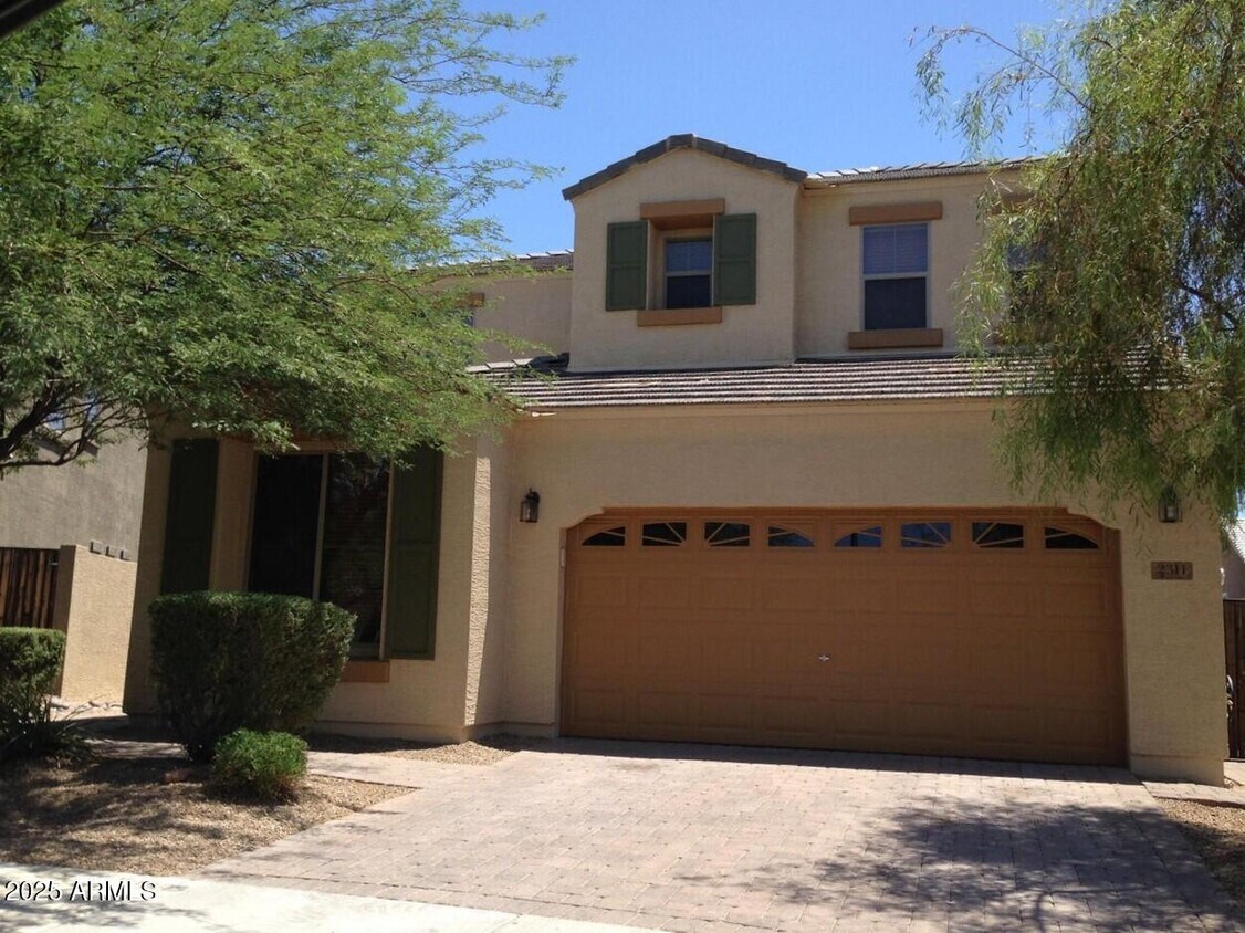 Foto principal - 2311 W Hunter Ct