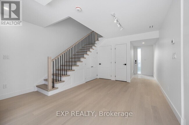 Photo du bâtiment - 635 Annette St