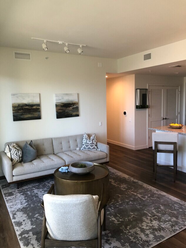 439 Loretto Ave Unit 2K, Coral Gables, FL 33146 Apartments in Coral Gables, FL