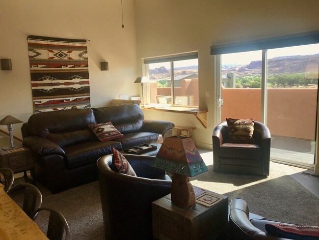 Living room - 3374 Village Loop