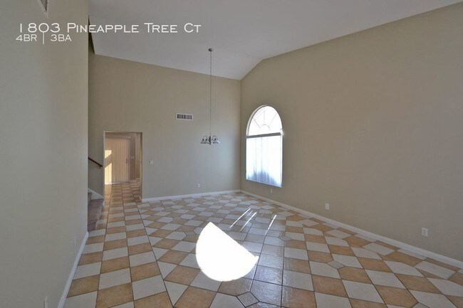 Foto del edificio - 1803 Pineapple Tree Ct