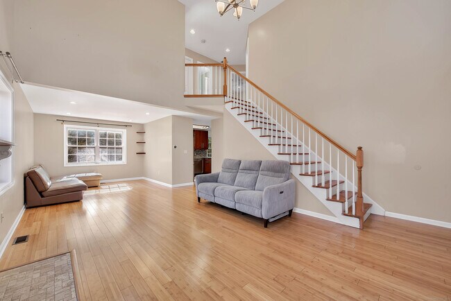 Building Photo - 35 Windy Hill Ln