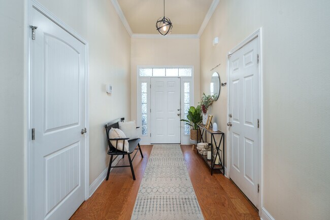 Foto del edificio - 12808 Merial Waters Pass