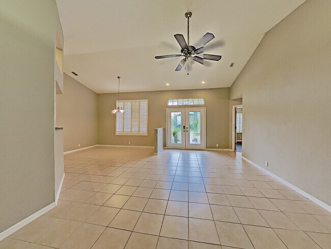 Building Photo - 6792 Deering Cir