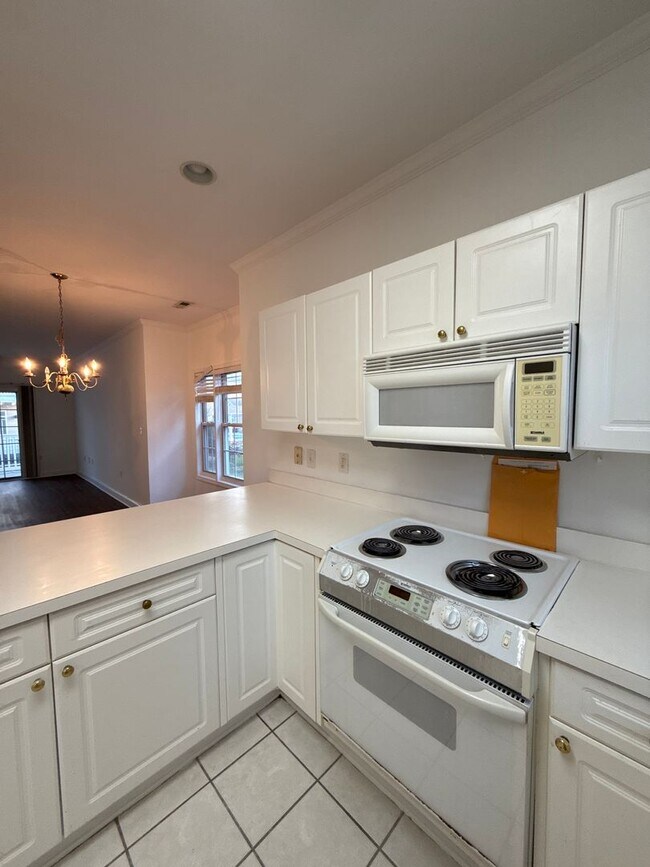 Foto del edificio - 9068 Meadow Vista Rd