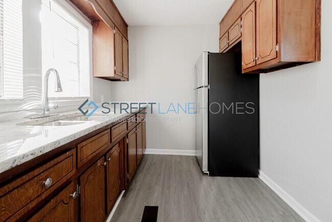 Building Photo - PICK YOUR GIFT OF $200 OFF YOUR FIRST FULL...