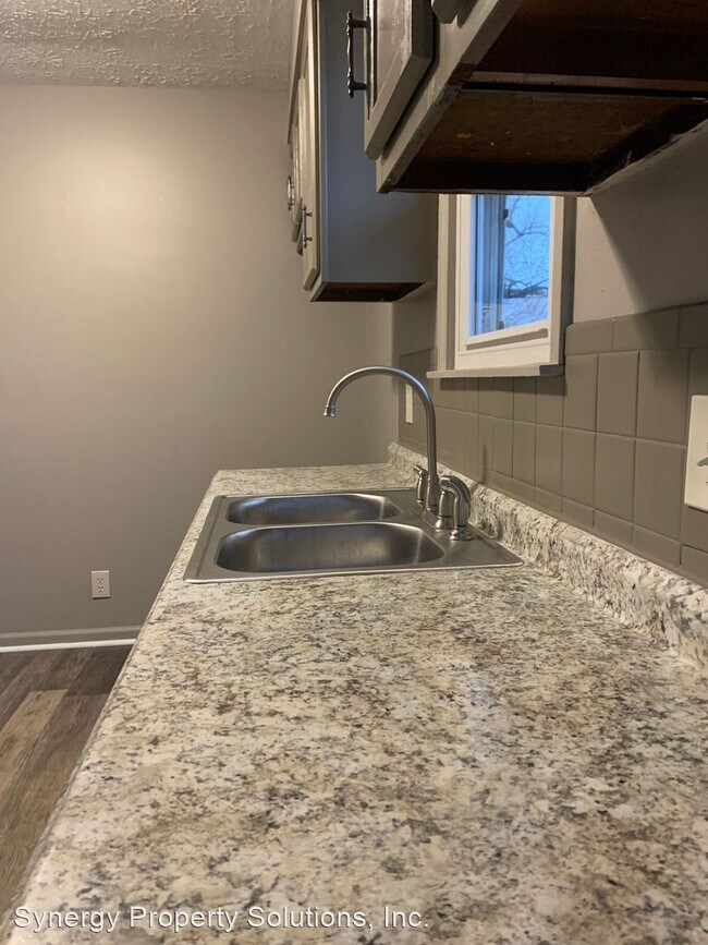 Building Photo - 2 br, 1 bath House - N Mulberry St 525 Ric...