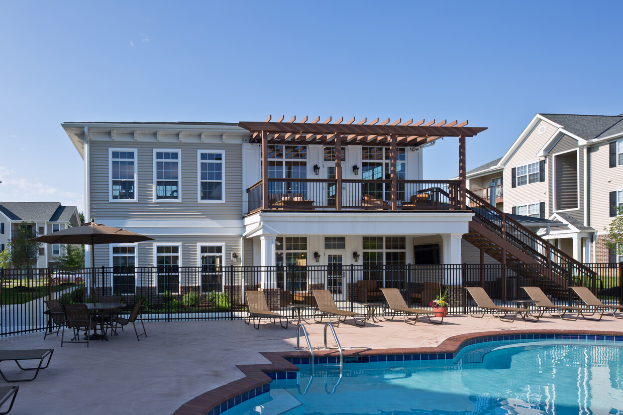 Piscina - French Mill Apartments