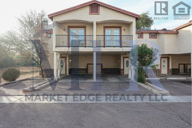 Foto del edificio - 3Bed/2.5Bath Townhouse at 24th St/Thomas! Move-In ready on 05/07/2026! -- NO HOA!