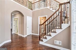 Building Photo - 5010 Highland Oaks Ct