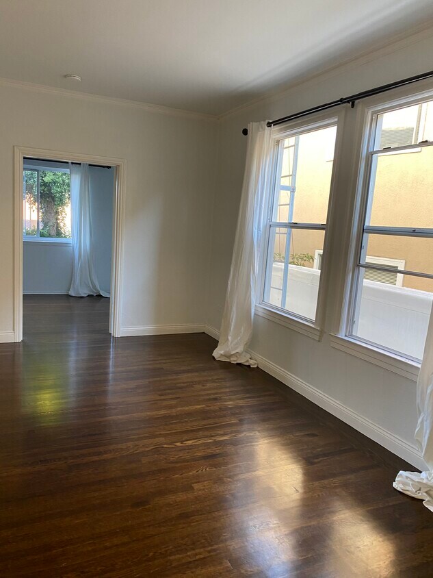 Living room with view int bedroom - 1405 Bellevue Ave