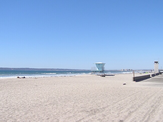 Playa Silver Strand - 292 Rossmore Dr