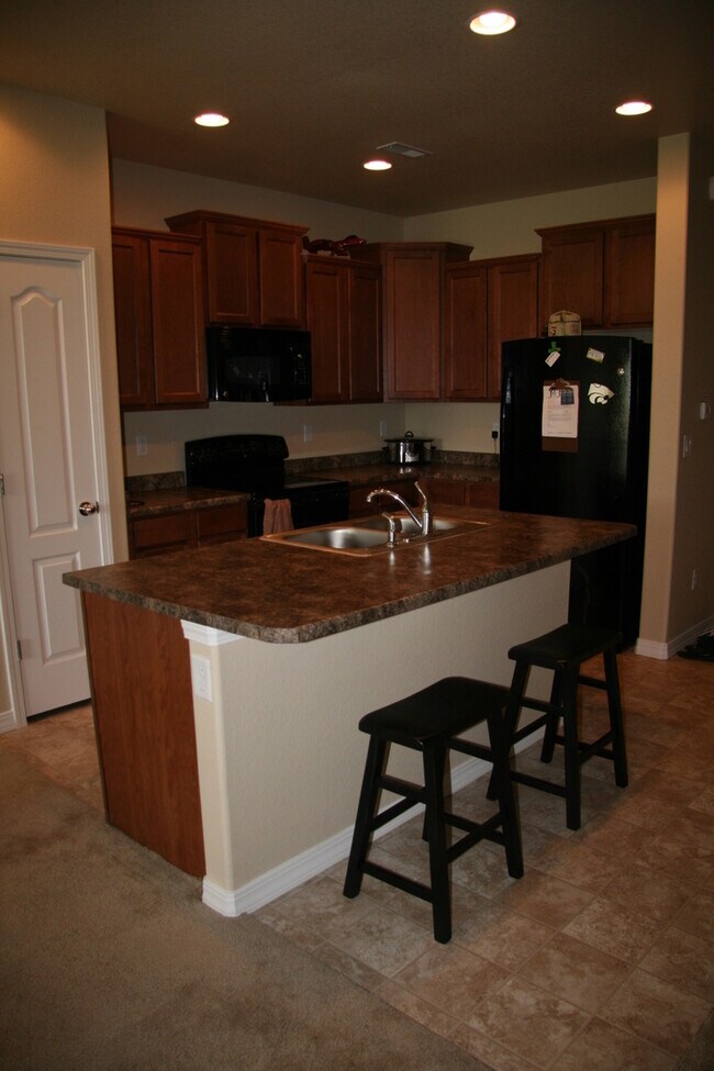 Foto del edificio - Two Story Townhouse in Old Colorado City!