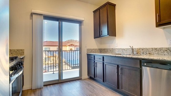 Building Photo - 14275 Rios Canyon Rd