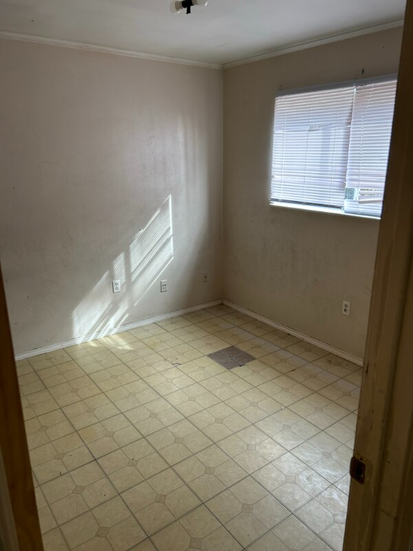 Building Photo - 3321 Valewood Dr
