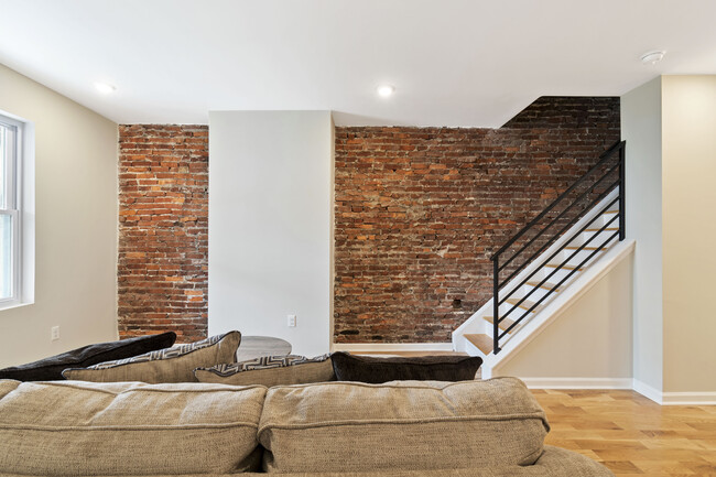 Building Photo - 1612 N Felton St