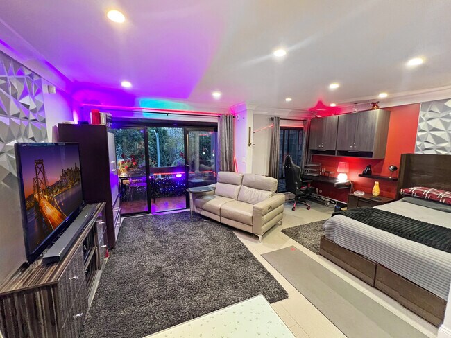 Foto del edificio - 950 N Kings Rd