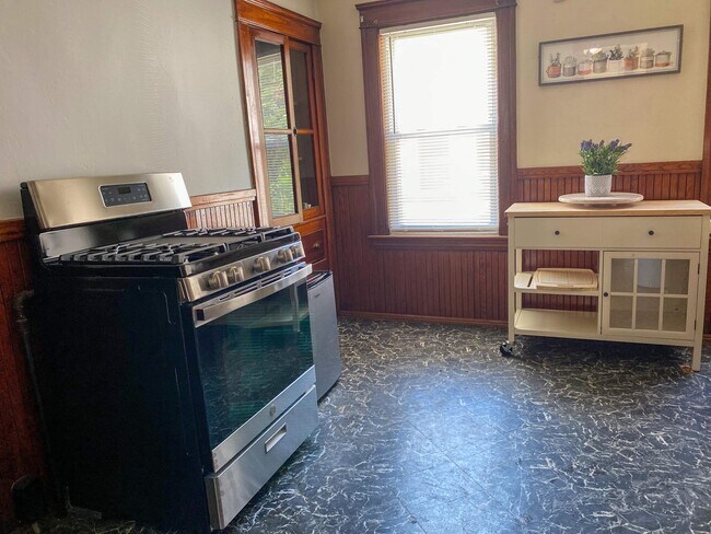 Foto del edificio - 19 Fifth Ave, Worcester MA 01607 - Unit 1