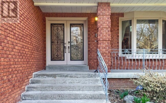 Building Photo - 28A WESTWOOD LANE