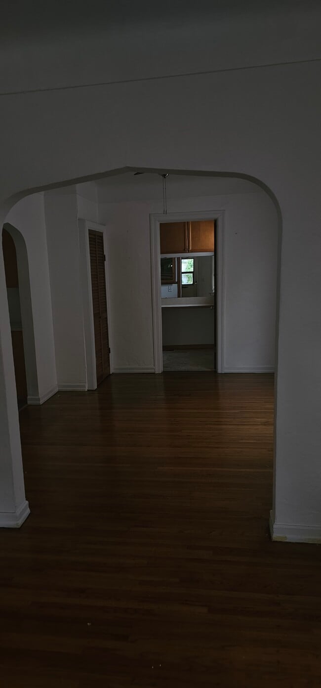 Building Photo - 49 Neise Ave