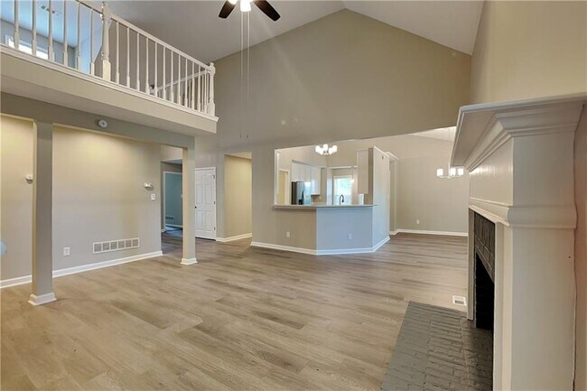 Foto del edificio - 6778 Oakhurst Ct