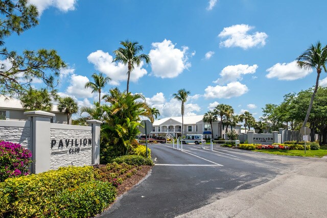 Building Photo - 887 Gulf Pavilion Dr
