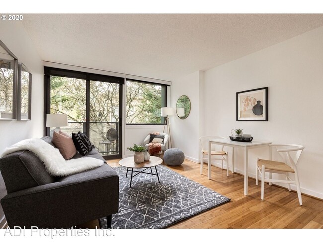 Building Photo - 1 br, 1 bath House - 2020 SW Main Street  ...