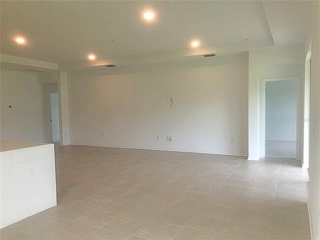 Building Photo - 13415 Newport Shores Dr