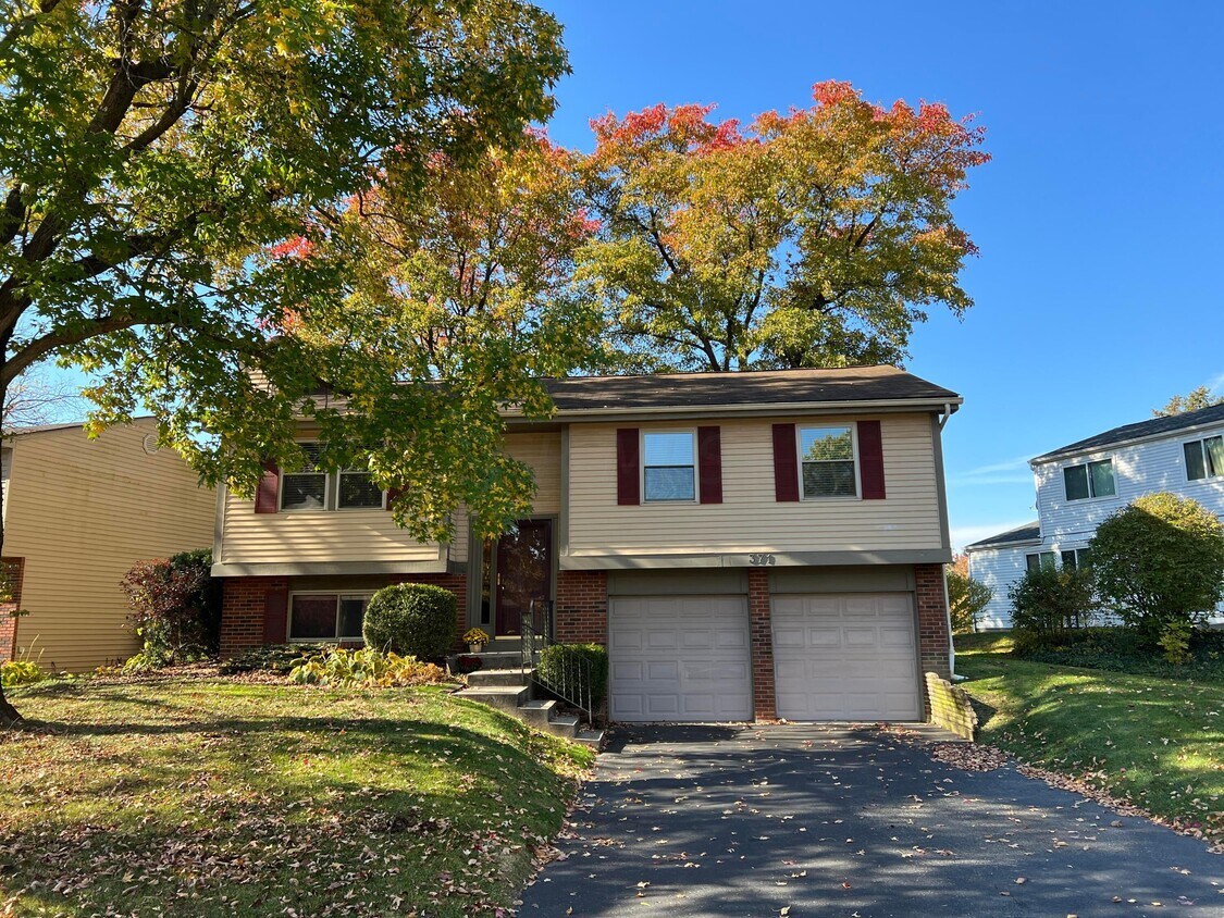371 Gosfield Gate Rd, Westerville, OH 43081 House Rental in