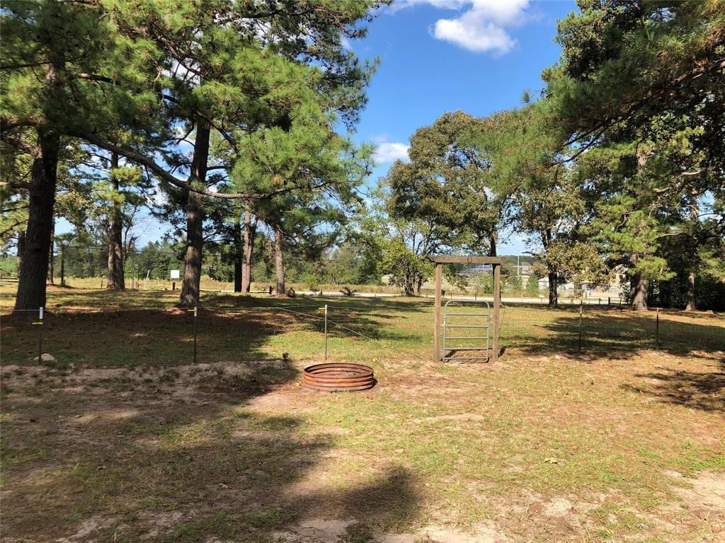 19435 Keenan Cut Off Rd, Montgomery, TX 77316 House for Rent in