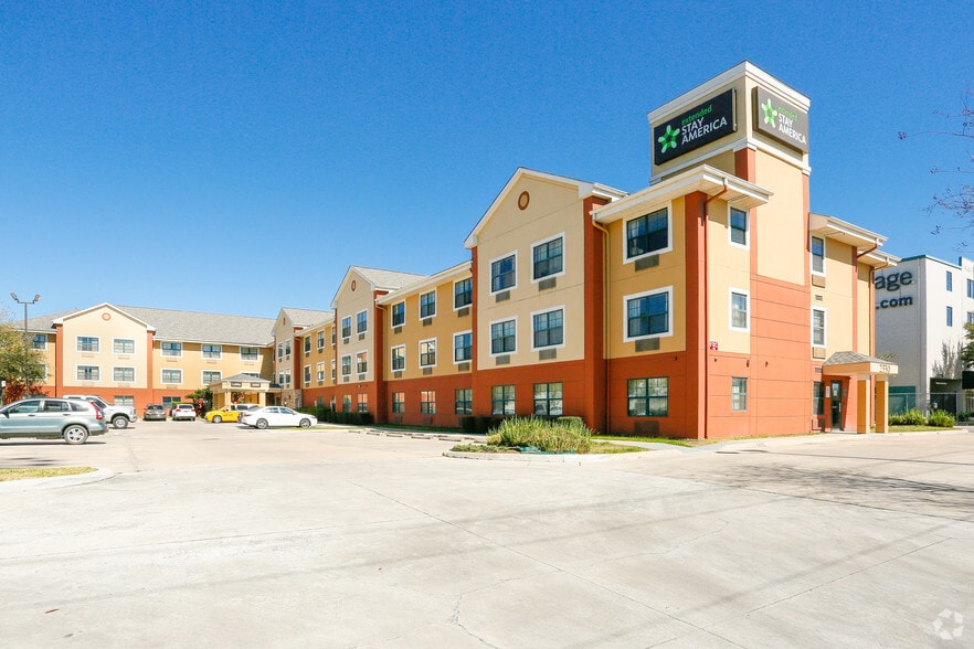 Furnished Studio - Houston